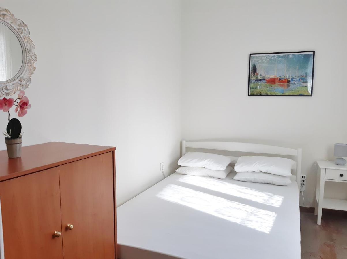 K & M Apartment